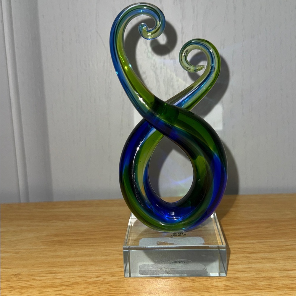 Elegant Twisting Glass Sculpture in Blue and Green - Picture 16 of 17